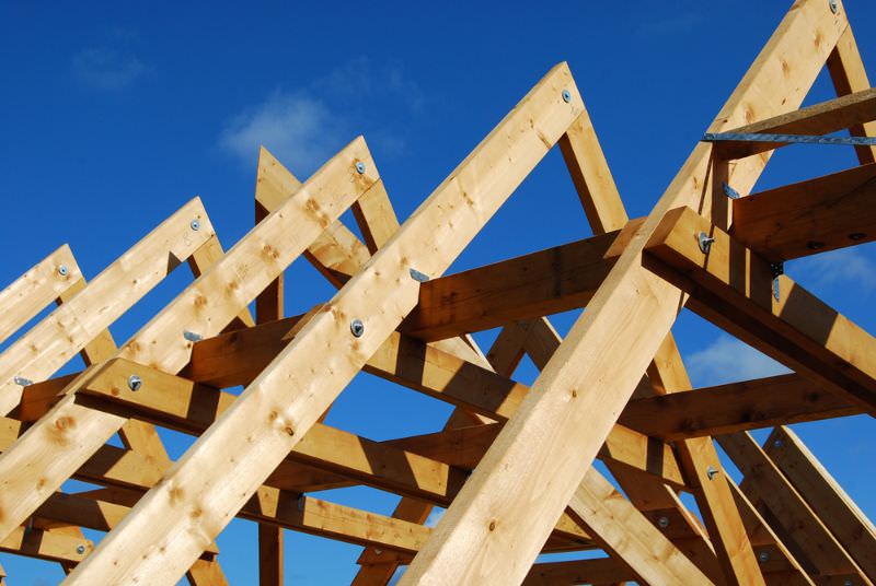 13. Stomresning av fritidshus med byggsats